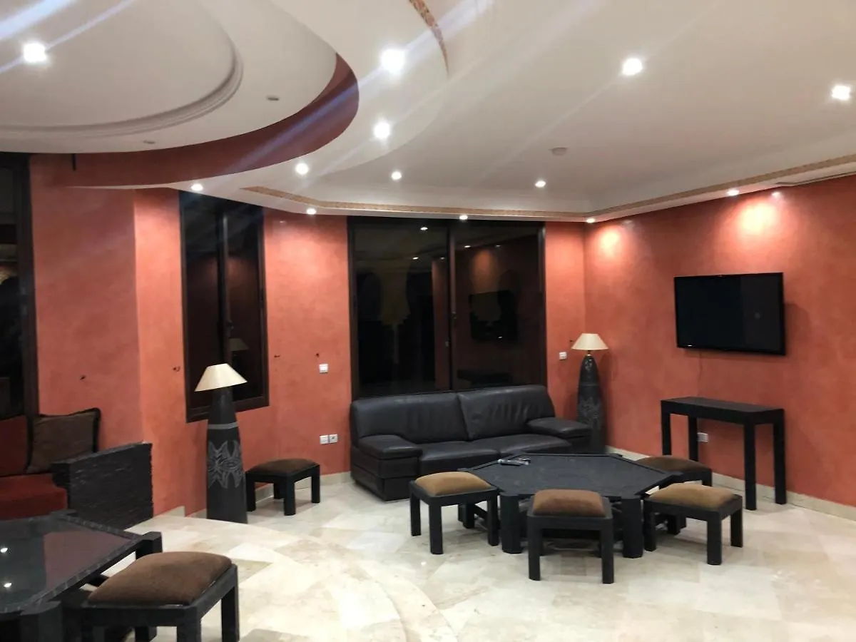 Luxury Villa Grand Atlas - Privee - Gouvernante- 5 Suites - Piscine - Jacuzzi - Sona - Wifi Marrakesh Morocco